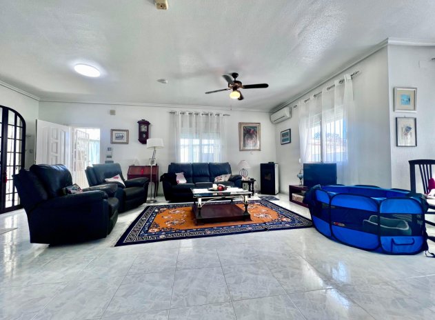 Reventa - Villa - Orihuela Costa - La Zenia