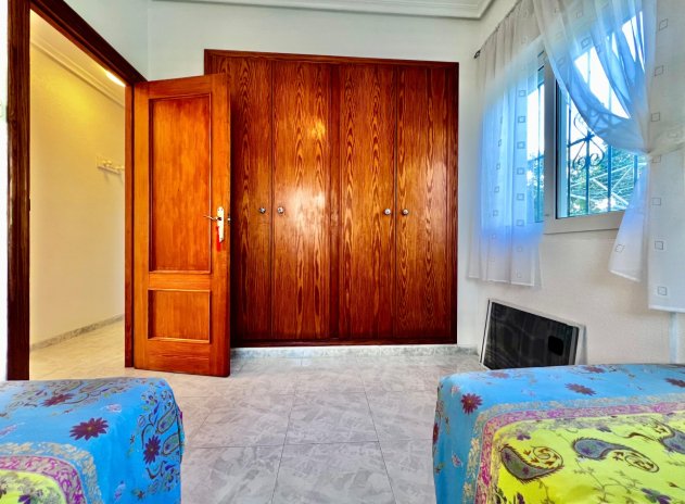 Reventa - Villa - Orihuela Costa - La Zenia