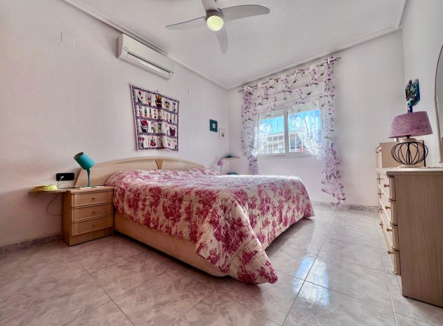 Reventa - Villa - Orihuela Costa - La Zenia