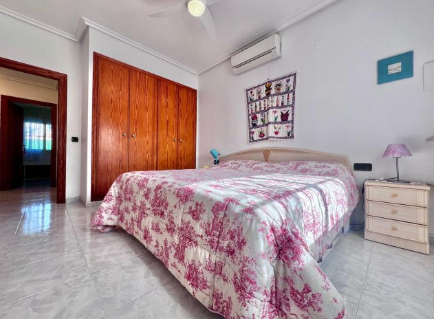 Reventa - Villa - Orihuela Costa - La Zenia