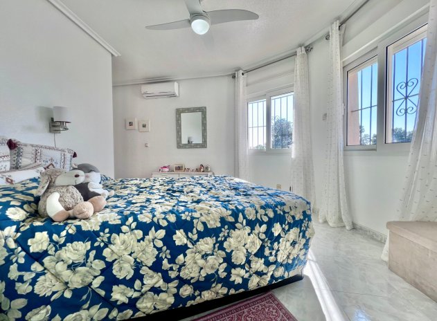 Reventa - Villa - Orihuela Costa - La Zenia