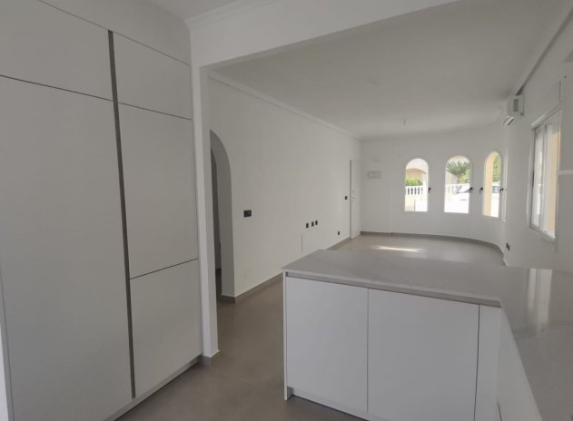 Resale - Villa * - Algorfa * - Lo Crispin