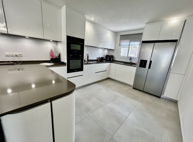 Revente - Villa - Cabo Roig