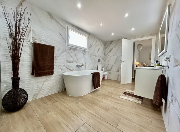 Revente - Villa - Cabo Roig