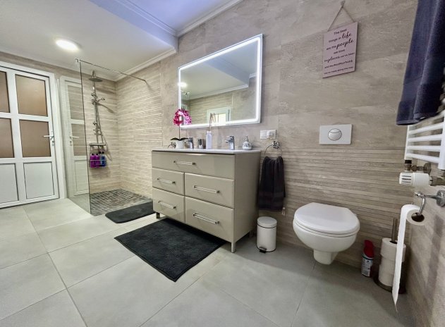 Revente - Villa - Cabo Roig