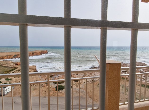 Resale - Apartment / Flat * - Torrevieja *