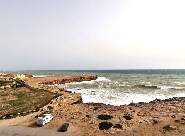 Resale - Apartment / Flat * - Torrevieja *