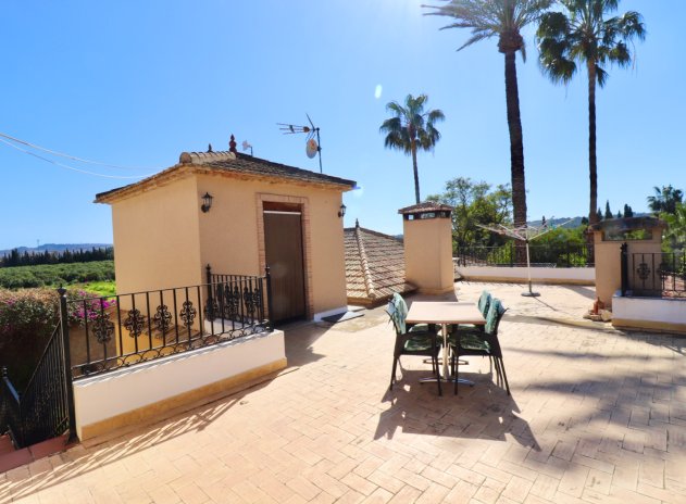 Resale - Finca / Country Property *  - Rojales * - Heredades