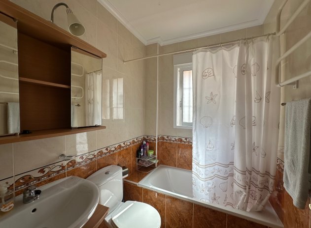 Wiederverkauf - Villa - Guardamar del Segura - El Raso