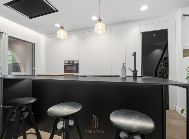 Resale - Finca / Country Property *  - Santa Pola * - Santa Pola