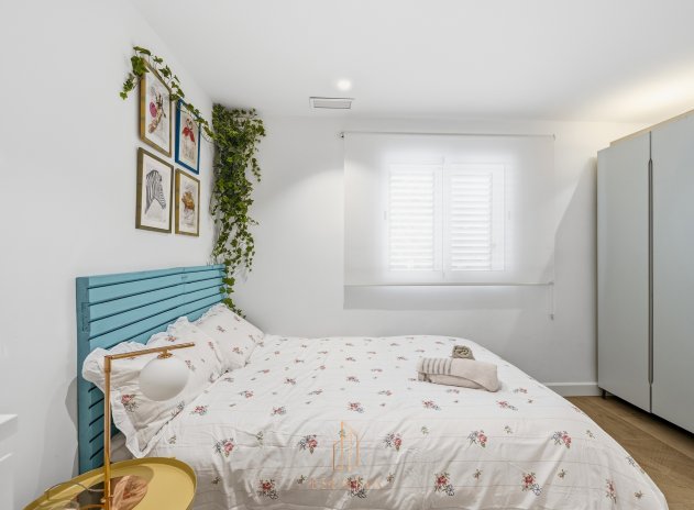 Resale - Finca / Country Property *  - Santa Pola * - Santa Pola