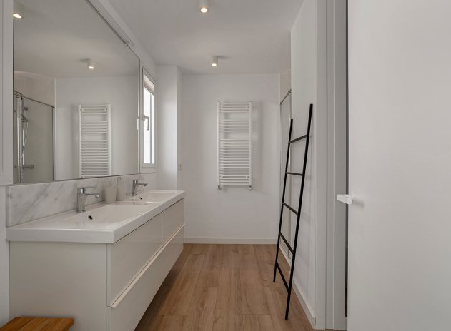 Herverkoop - Villa - El Campello