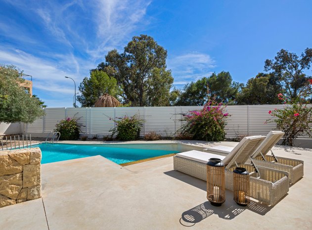 Herverkoop - Villa - El Campello