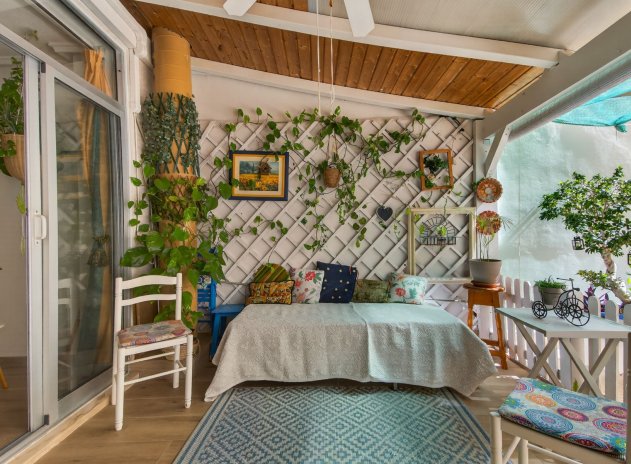 Resale - Apartment / Flat * - Torrevieja *