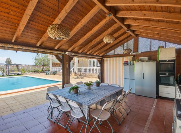 Herverkoop - Finca / Plattelands Woning - Crevillente