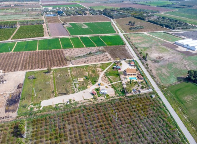 Herverkoop - Finca / Plattelands Woning - Crevillente