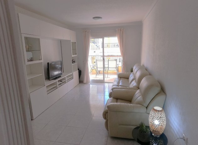Reventa - Apartamento / Piso - Algorfa