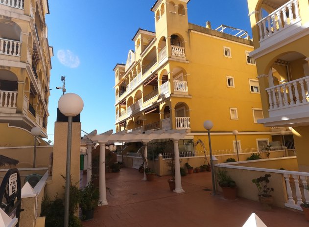 Reventa - Apartamento / Piso - Algorfa