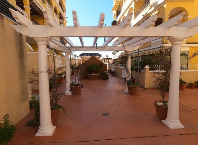 Reventa - Apartamento / Piso - Algorfa