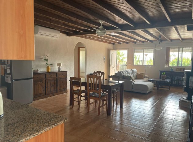 Herverkoop - Finca / Plattelands Woning - Abanilla