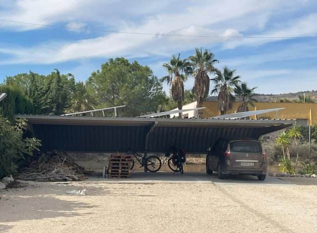 Herverkoop - Finca / Plattelands Woning - Abanilla