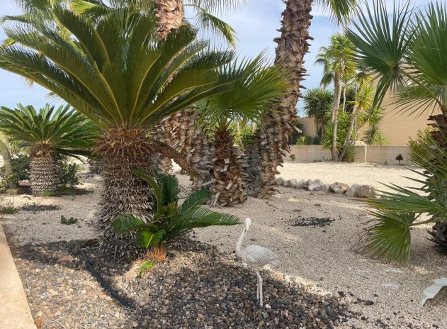 Herverkoop - Finca / Plattelands Woning - Abanilla