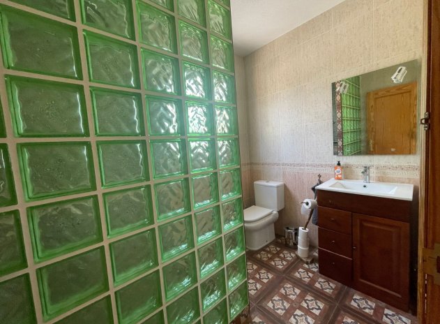 Herverkoop - Finca / Plattelands Woning - Abanilla