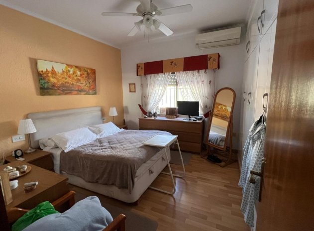 Herverkoop - Villa - Cabo Roig