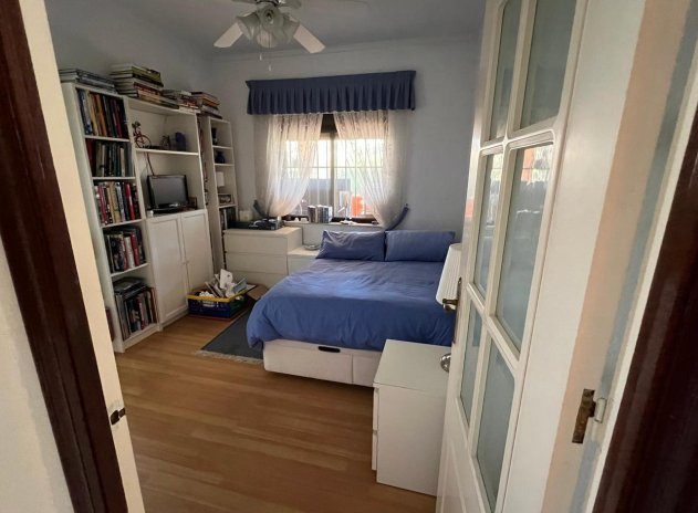 Herverkoop - Villa - Cabo Roig