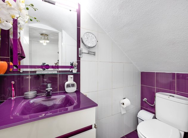 Reventa - Casa adosada - Torrevieja