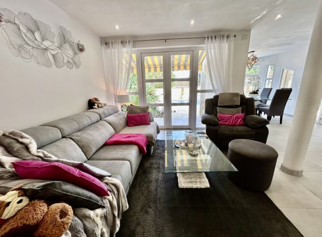 Herverkoop - Villa - Cabo Roig