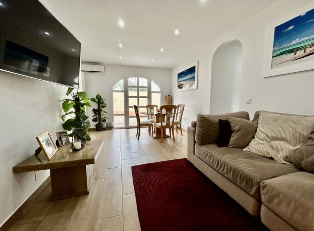 Herverkoop - Villa - Cabo Roig