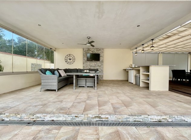 Herverkoop - Villa - Cabo Roig