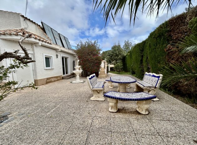 Herverkoop - Villa - Cabo Roig