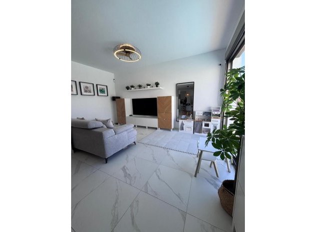 Reventa - Villa - Villamartin - PAU 8