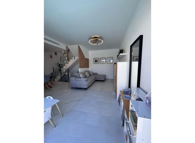 Reventa - Villa - Villamartin - PAU 8