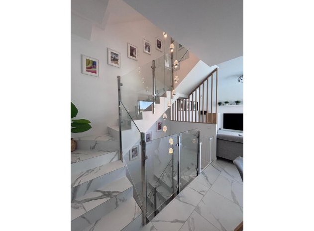 Reventa - Villa - Villamartin - PAU 8