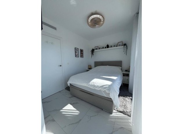 Reventa - Villa - Villamartin - PAU 8