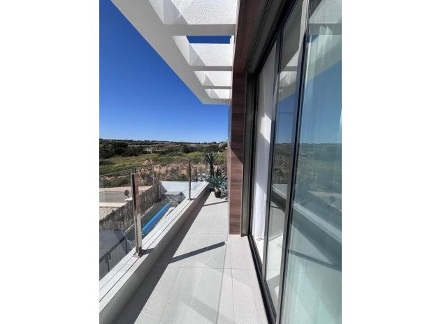 Reventa - Villa - Villamartin - PAU 8