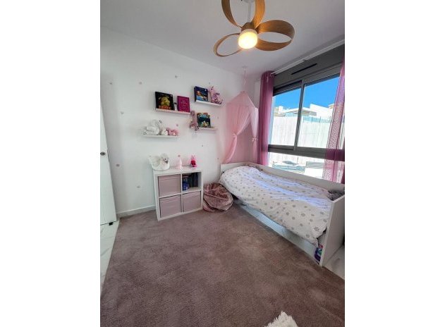 Reventa - Villa - Villamartin - PAU 8