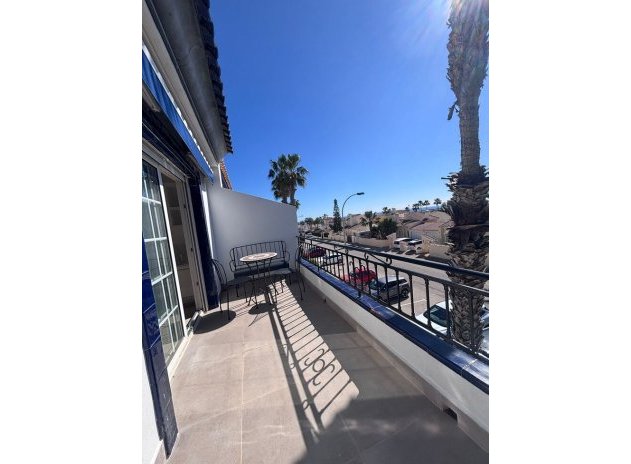 Reventa - Apartamento / Piso - Orihuela Costa - Los Dolses