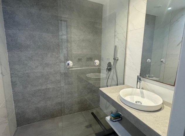 Herverkoop - Appartement - Torrevieja - Punta Prima