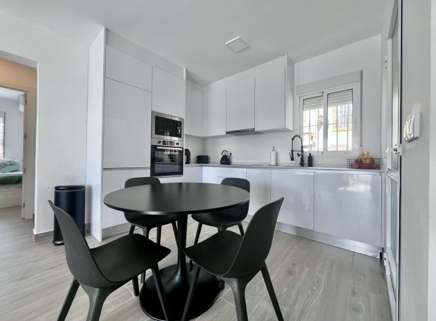 Reventa - Villa - San Miguel de Salinas - Las Filipinas