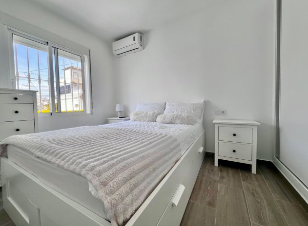 Reventa - Villa - San Miguel de Salinas - Las Filipinas