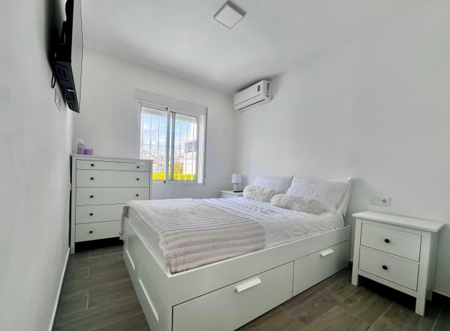 Reventa - Villa - San Miguel de Salinas - Las Filipinas