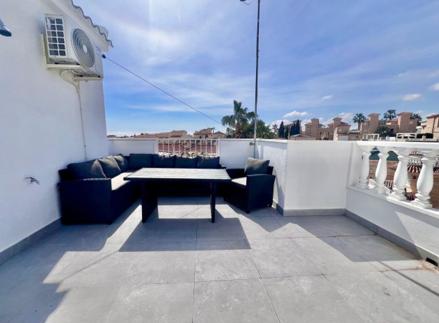 Reventa - Villa - San Miguel de Salinas - Las Filipinas