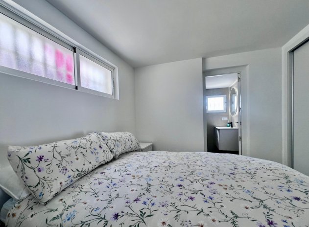 Reventa - Villa - San Miguel de Salinas - Las Filipinas