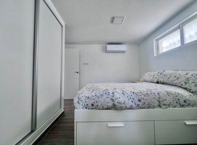 Reventa - Villa - San Miguel de Salinas - Las Filipinas