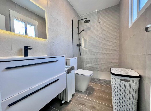 Reventa - Villa - San Miguel de Salinas - Las Filipinas