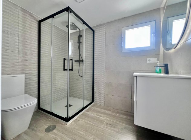 Reventa - Villa - San Miguel de Salinas - Las Filipinas